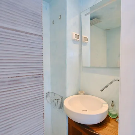 La Corsia - Exclusive By The Sea *